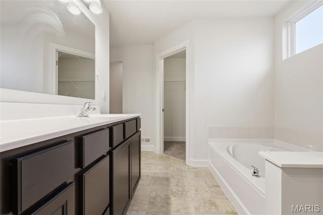 312 Chestnut Creek Circle, Dardenne Prairie, MO 63368