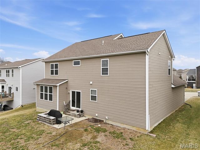 312 Chestnut Creek Circle, Dardenne Prairie, MO 63368