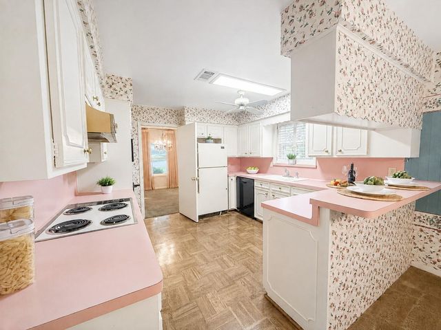 401 Shadywood Circle, Conroe, TX 77304