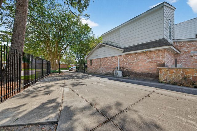 11719 Chuckson Drive, Houston, TX 77065
