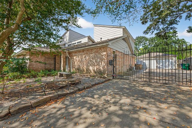 11719 Chuckson Drive, Houston, TX 77065
