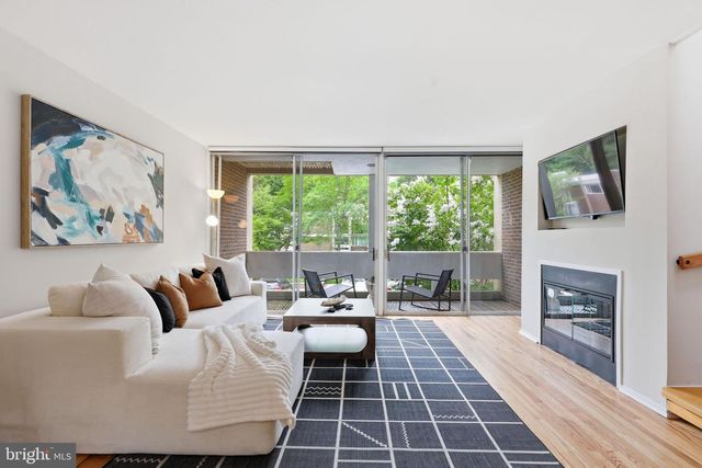 11510 MAPLE RIDGE RD, Reston, VA 20190