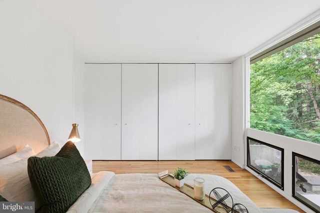11510 MAPLE RIDGE RD, Reston, VA 20190