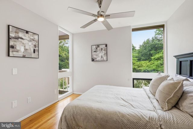 11510 MAPLE RIDGE RD, Reston, VA 20190