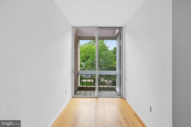 11510 MAPLE RIDGE RD, Reston, VA 20190