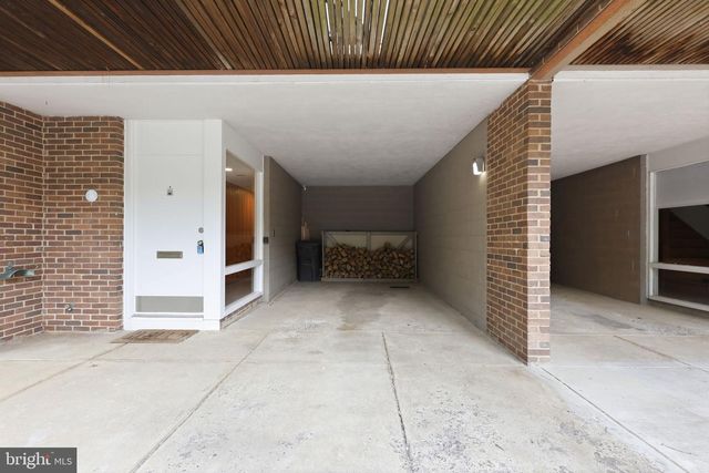 11510 MAPLE RIDGE RD, Reston, VA 20190
