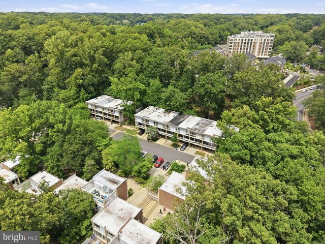 11510 MAPLE RIDGE RD, Reston, VA 20190