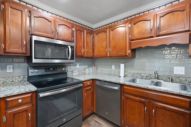 2443 NW Valley Hills Trail, Cleveland, TN 37311