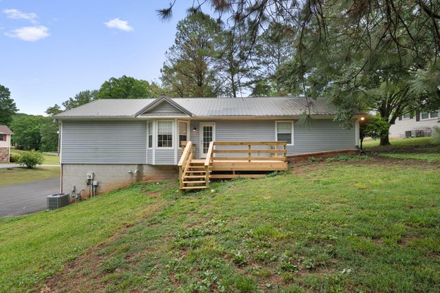 2443 NW Valley Hills Trail, Cleveland, TN 37311