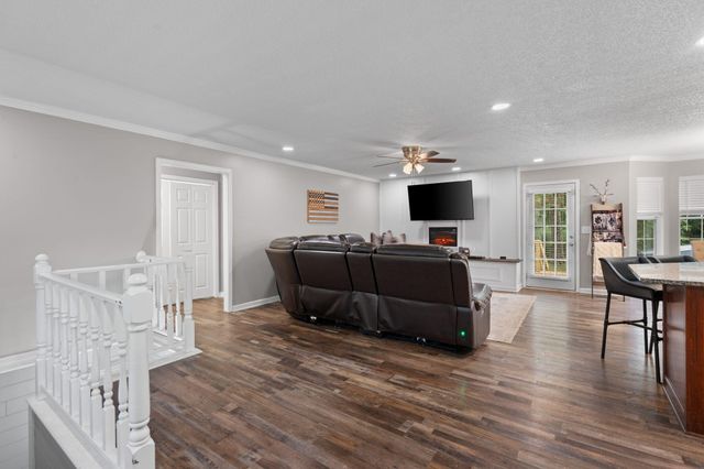 2443 NW Valley Hills Trail, Cleveland, TN 37311