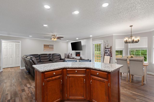 2443 NW Valley Hills Trail, Cleveland, TN 37311
