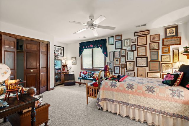 1630 Chalone Court, Crown Point, IN 46307