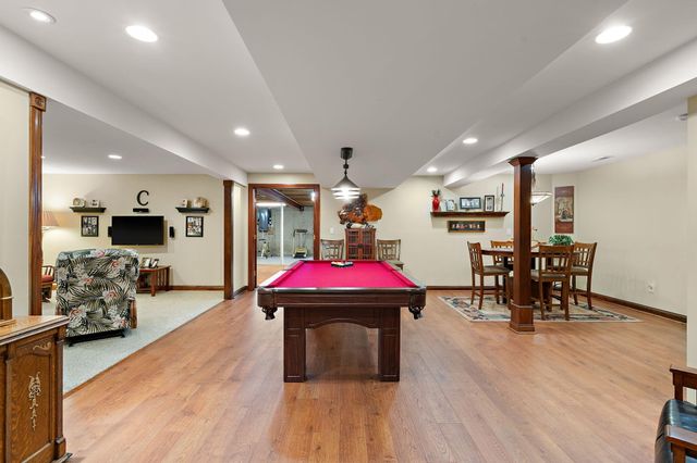 1630 Chalone Court, Crown Point, IN 46307