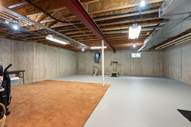 1630 Chalone Court, Crown Point, IN 46307