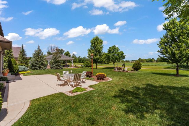 1630 Chalone Court, Crown Point, IN 46307