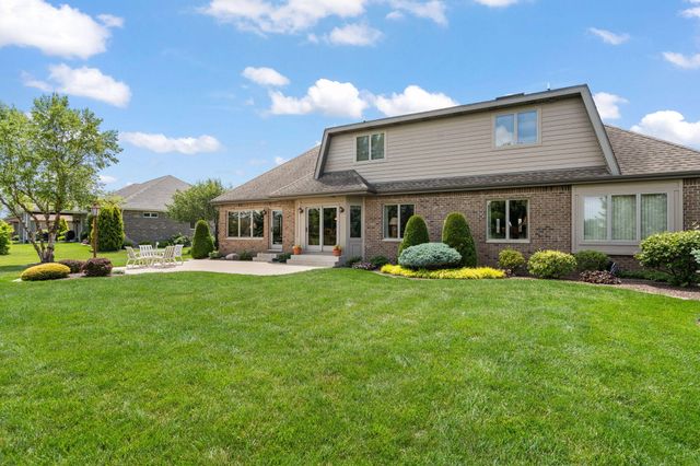 1630 Chalone Court, Crown Point, IN 46307