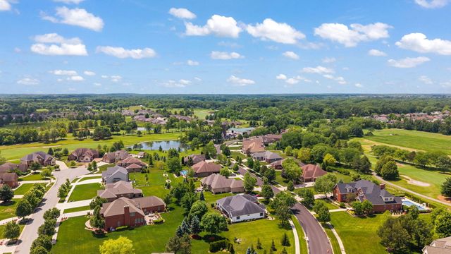 1630 Chalone Court, Crown Point, IN 46307