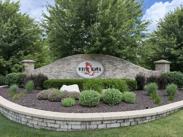 1630 Chalone Court, Crown Point, IN 46307