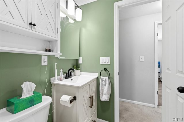 5470 Tourmaline Drive, Clay, NY 13041