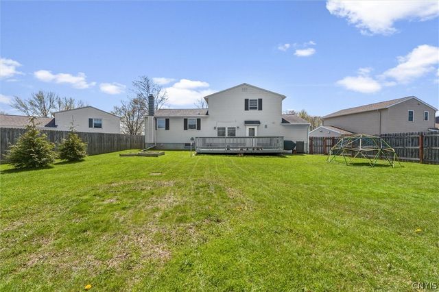 5470 Tourmaline Drive, Clay, NY 13041
