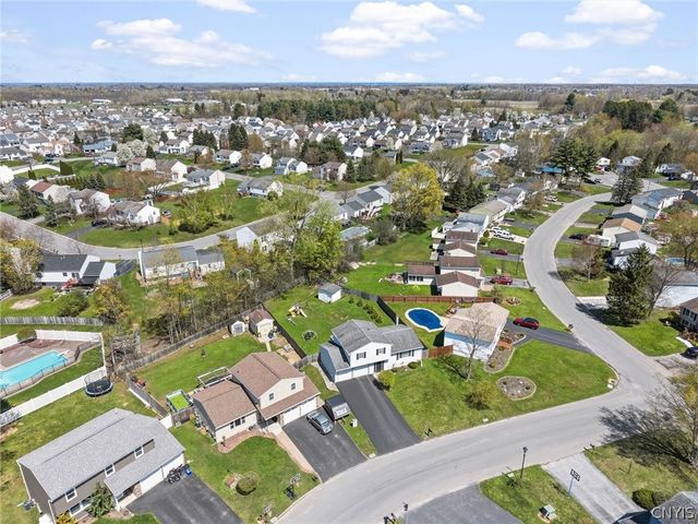 5470 Tourmaline Drive, Clay, NY 13041