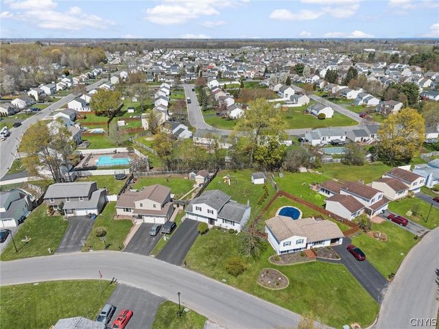 5470 Tourmaline Drive, Clay, NY 13041