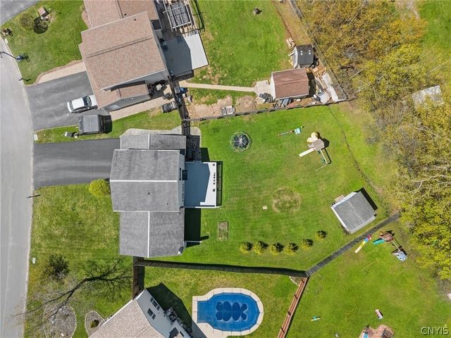 5470 Tourmaline Drive, Clay, NY 13041