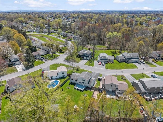 5470 Tourmaline Drive, Clay, NY 13041