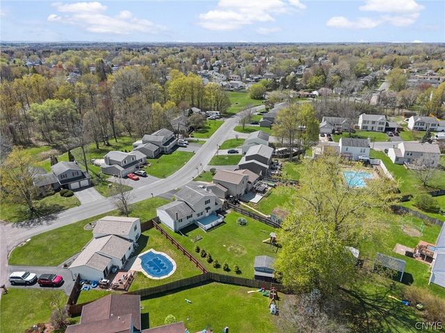 5470 Tourmaline Drive, Clay, NY 13041