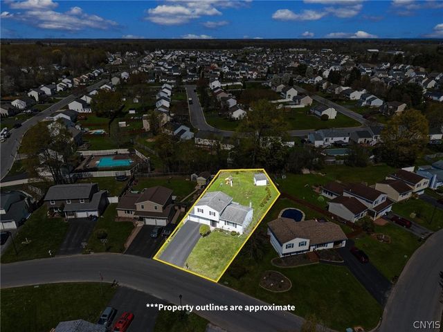 5470 Tourmaline Drive, Clay, NY 13041