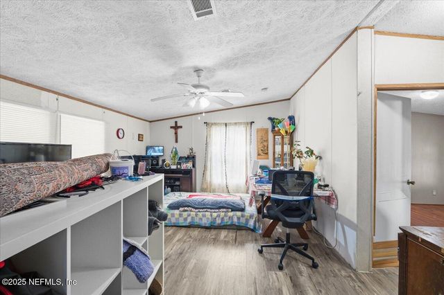 7615 PLUMWOOD Drive, Jacksonville, FL 32256