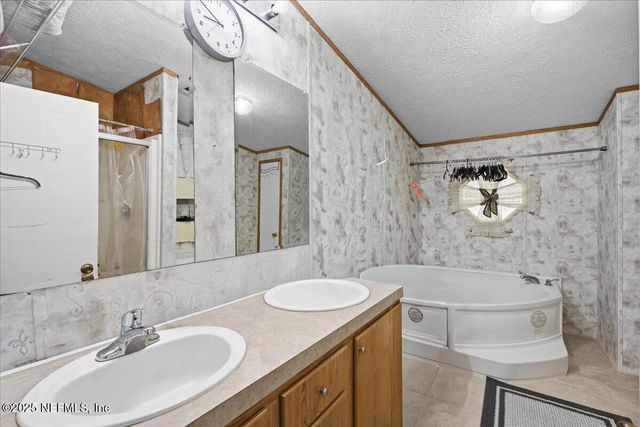 7615 PLUMWOOD Drive, Jacksonville, FL 32256