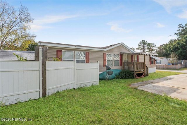 7615 PLUMWOOD Drive, Jacksonville, FL 32256