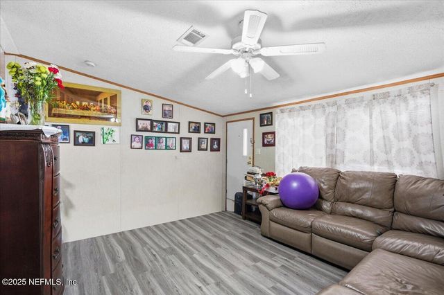 7615 PLUMWOOD Drive, Jacksonville, FL 32256