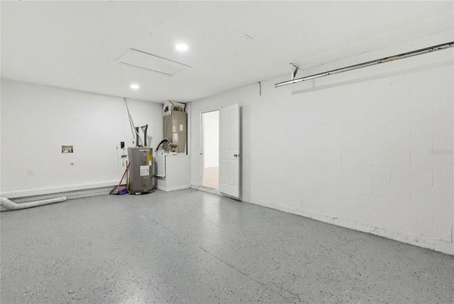 3407 E POWHATAN AVENUE, Tampa, FL 33610