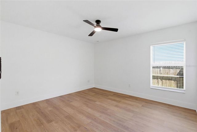 3407 E POWHATAN AVENUE, Tampa, FL 33610