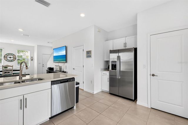 8861 DAYBREAK STREET, Sarasota, FL 34241