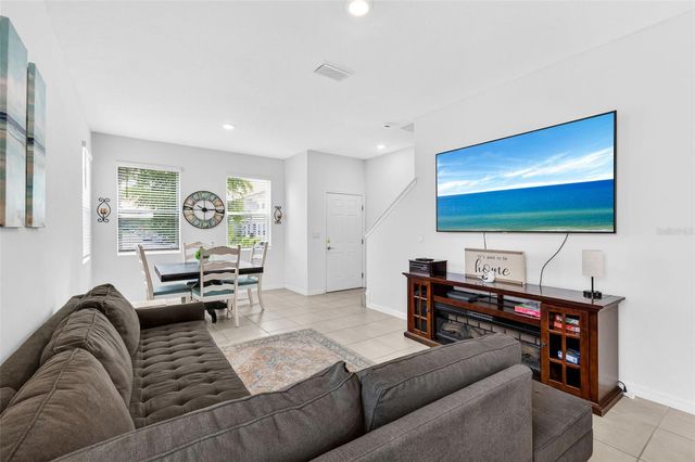 8861 DAYBREAK STREET, Sarasota, FL 34241