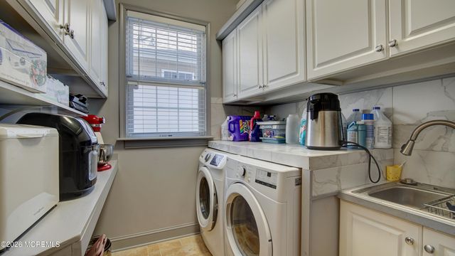 22 Crooked Stick Road, Jackson, NJ 08527