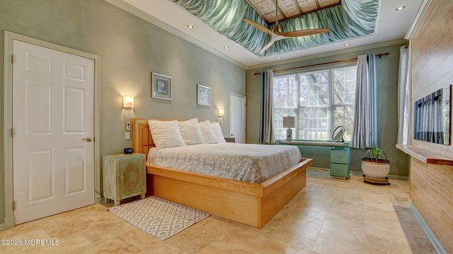 22 Crooked Stick Road, Jackson, NJ 08527