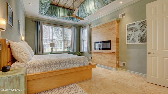 22 Crooked Stick Road, Jackson, NJ 08527