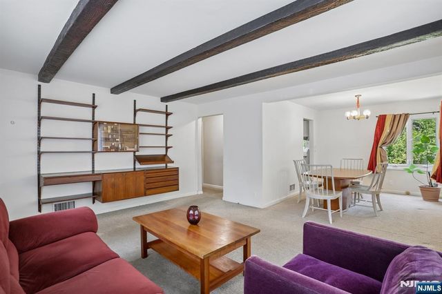 491 Racetrack Road, Ho-ho-kus, NJ 07423