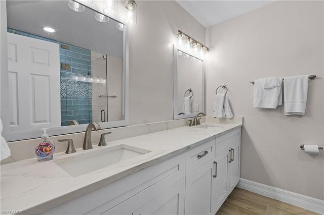 1543 San Carlos Bay DR, Sanibel, FL 33957