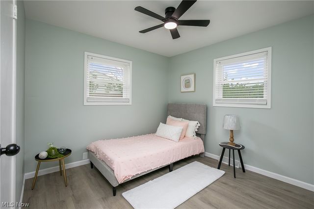 3816 Root Avenue NE, Canton, OH 44705