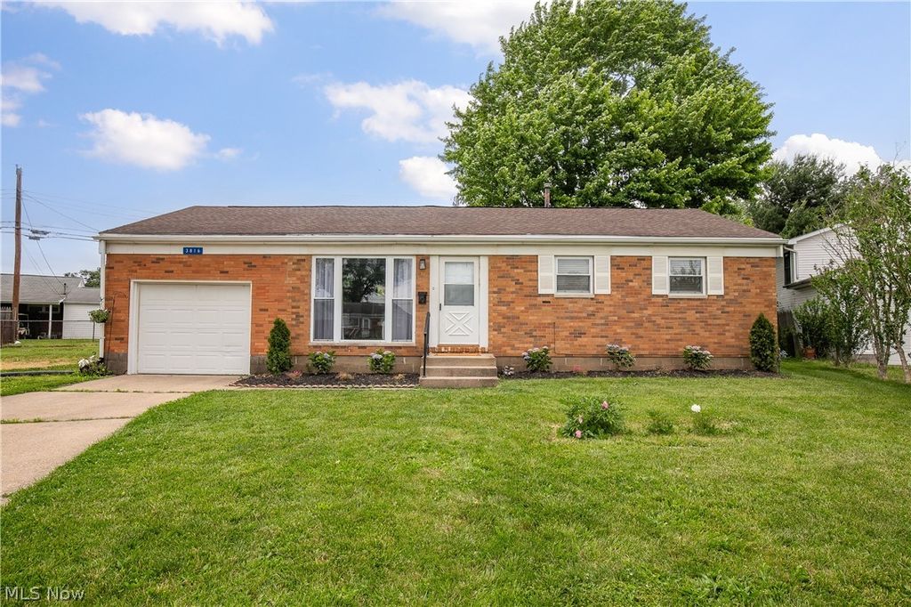 3816 Root Avenue NE, Canton, OH 44705