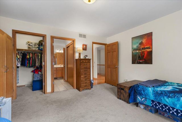 431 9th AVENUE, Grafton, WI 53024