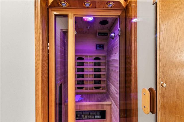 431 9th AVENUE, Grafton, WI 53024