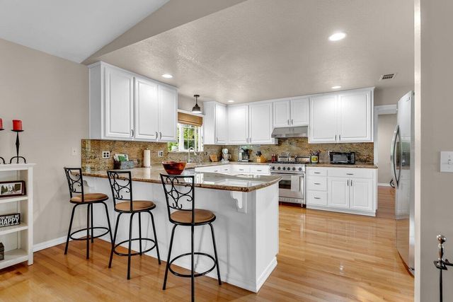 12269 Dry Creek Road, Bella Vista, CA 96008