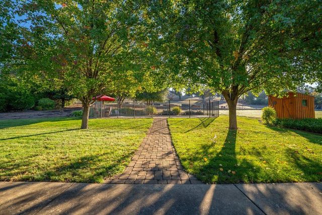 12269 Dry Creek Road, Bella Vista, CA 96008