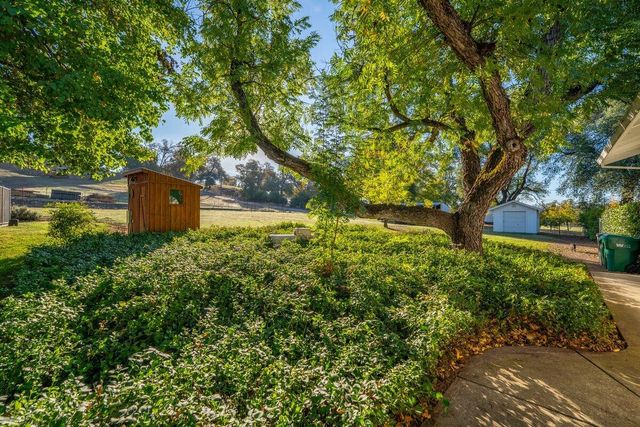 12269 Dry Creek Road, Bella Vista, CA 96008